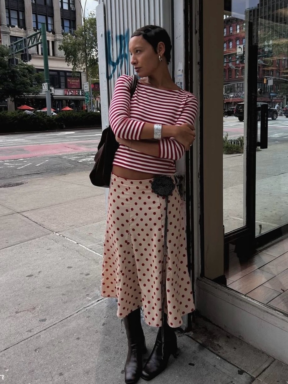 Lisa Says Gah Cream Midi Skirt with Red Polka Dots